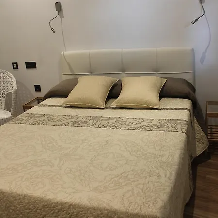 Turísticos Vistademar 2*