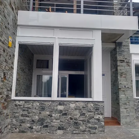 Turísticos Vistademar 2*